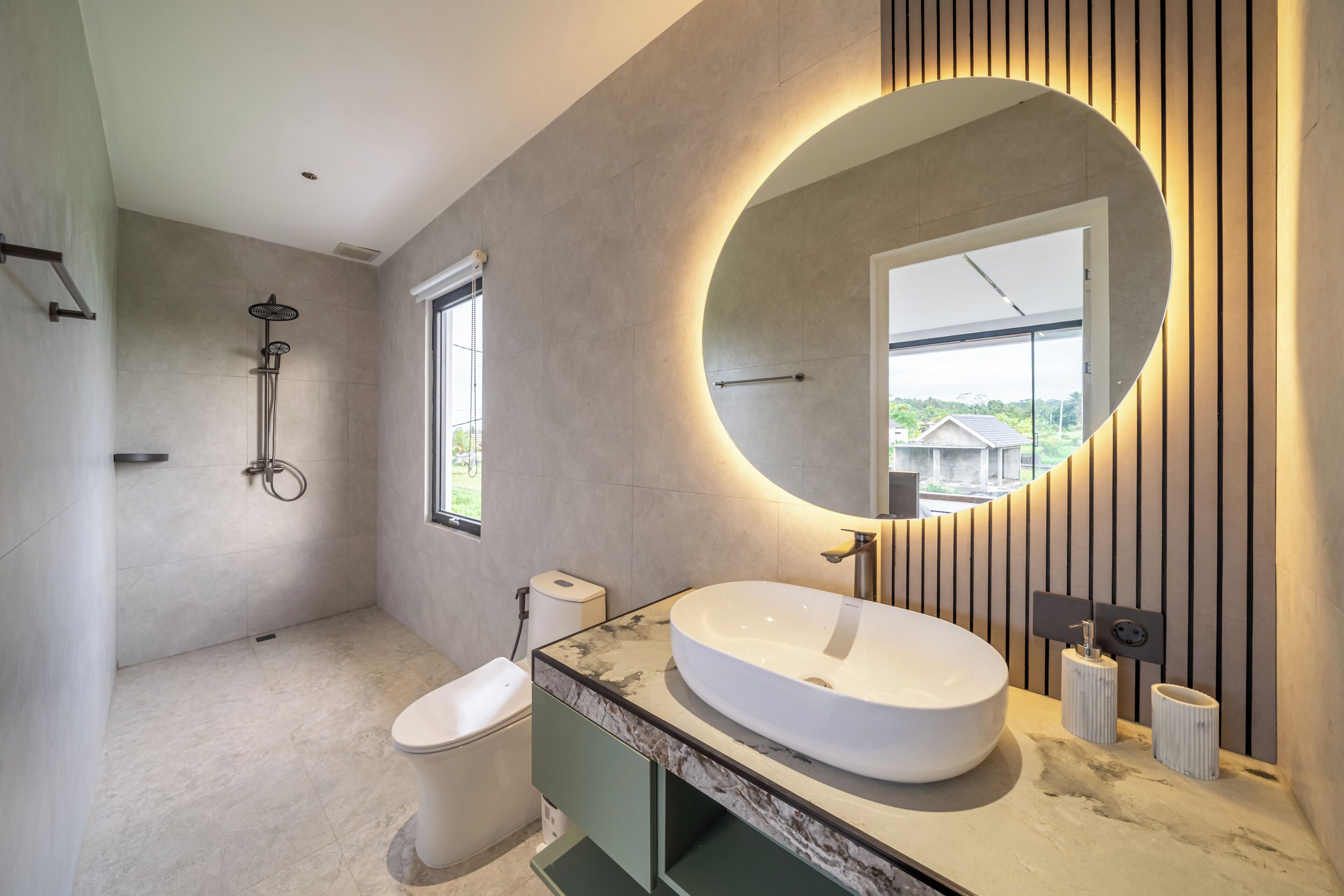 Executive Villa, Pool View | Bathroom | Bathrobes, slippers, bidet