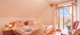 Logar Farm Stay near Lake Cerknica - R2, Grahovo, Slovenia
