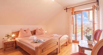 Logar Farm Stay near Lake Cerknica - R2, Grahovo, Slovenia