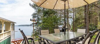 Charming 4BR, 2BA Southport retreat for up to 8 guests.