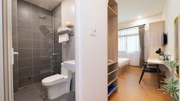 Superior Studio, Kitchen | Bathroom | Shower, free toiletries, hair dryer, slippers
