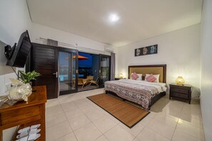 Family Villa, 3 Bedrooms, Private Pool - Sunbeji Villa (Seminyak)