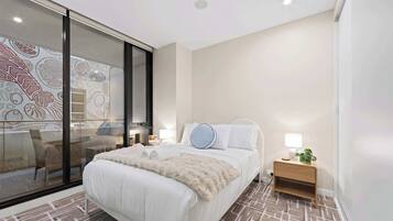 2 bedrooms, desk, iron/ironing board, WiFi