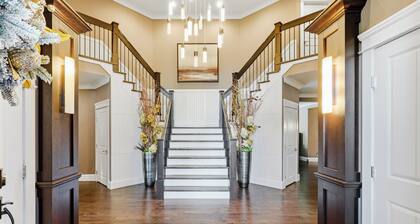 1‑Acre Private Estate w/ Pool & Basketball