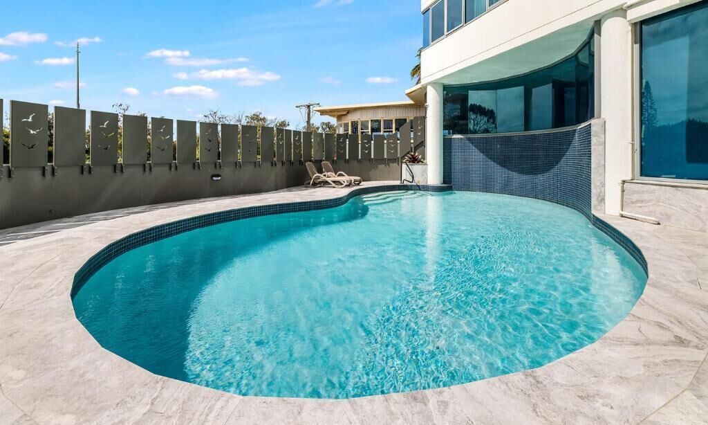 Appartamento Luxury, balcone, vista oceano | Piscina | Piscina all'aperto