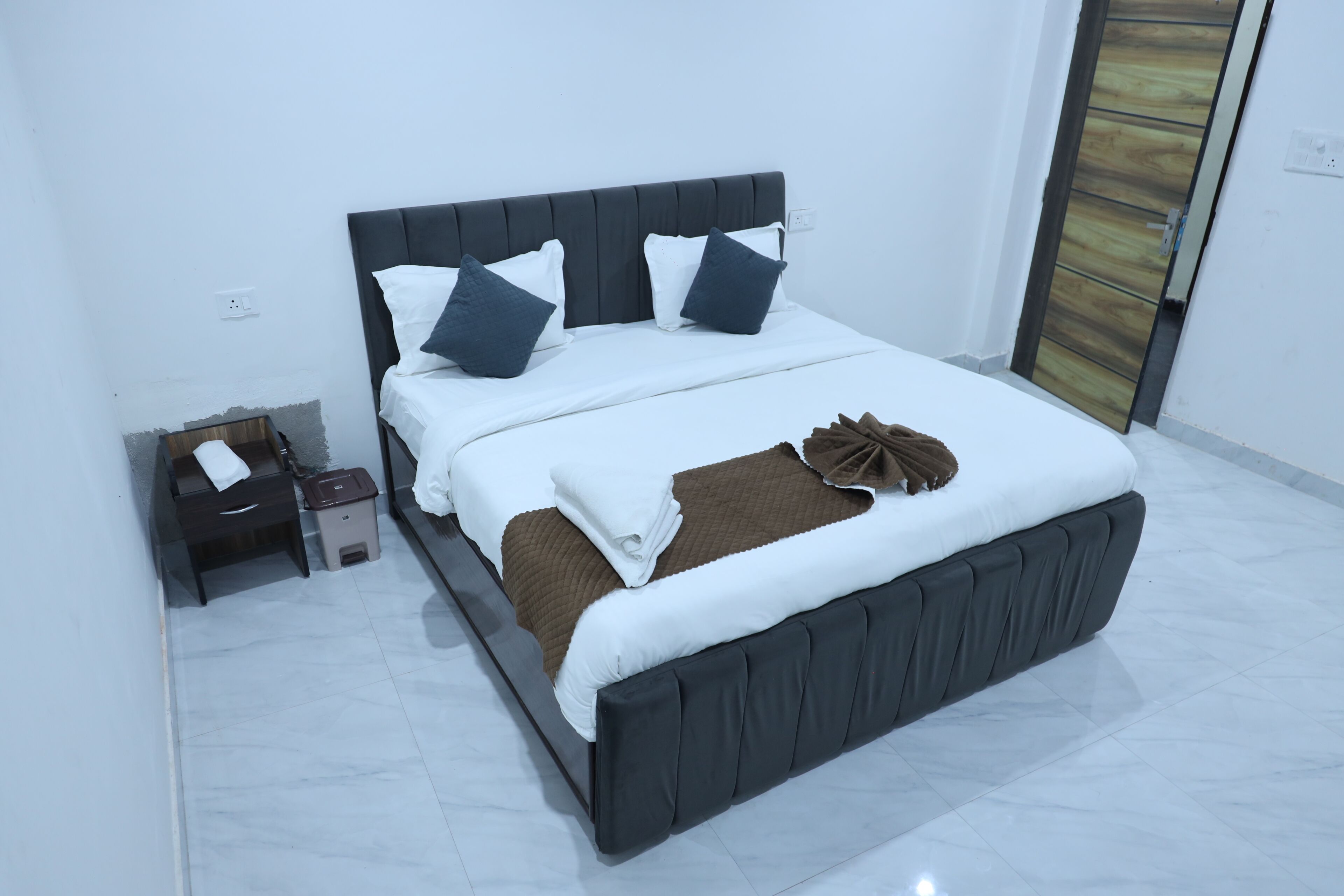 Deluxe Room | Soundproofing, free WiFi, bed sheets