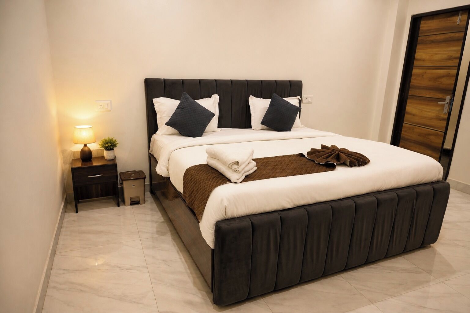 Deluxe Room | Soundproofing, free WiFi, bed sheets