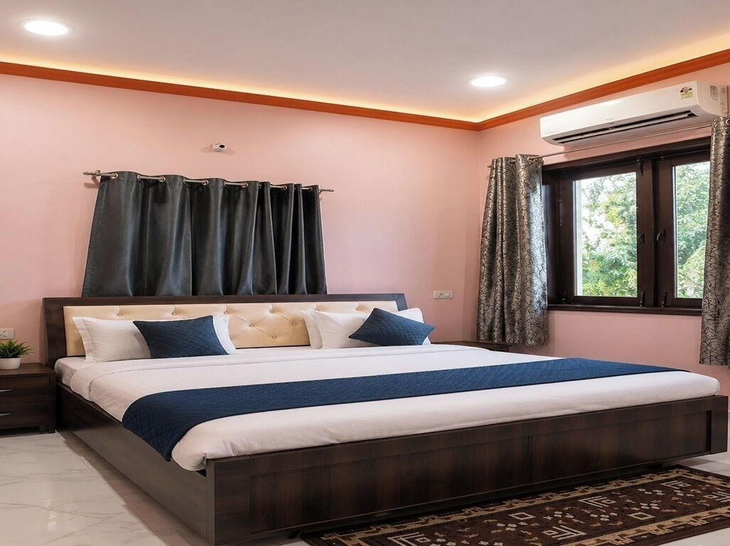 Deluxe Room | Soundproofing, free WiFi, bed sheets