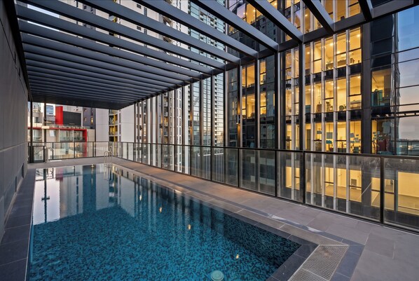 Pool - Modern Southbank Escape | Walk to Crown, Sth Melb Market, CBD | With Pool & Gym (Southbank)