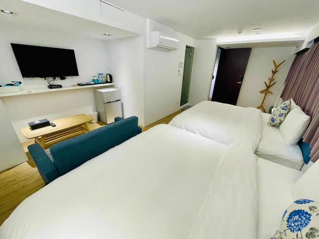 Family Quadruple Room | Free WiFi, wheelchair access