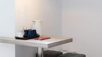 Family Quadruple Room | Dining