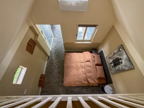 5 quartos, acesso à internet