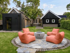 Terrace/patio - Luxury holiday farmhouse with sauna in Twente (Vriezenveen)