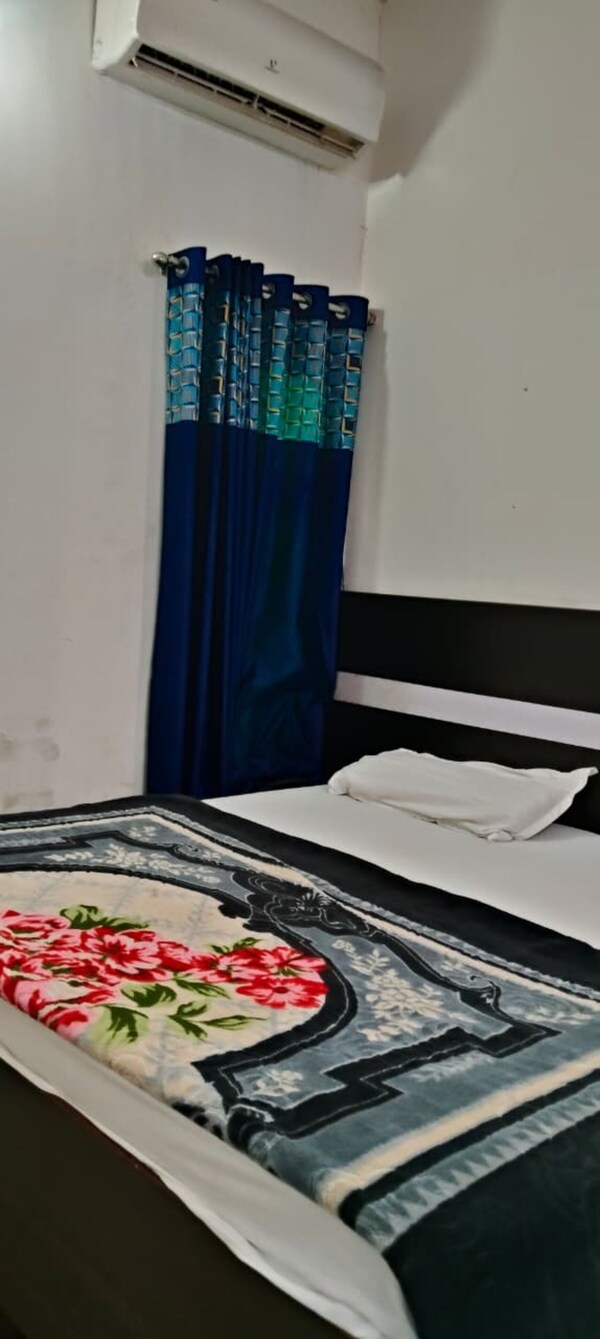 Yuvraj Guest House - Rudrapur