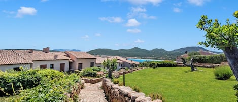 Family Studio (Ladunia 2) | Property grounds