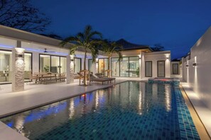 Luxury-Villa, Poolblick | Pool