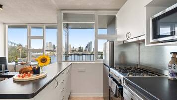Fridge, microwave, oven, stovetop