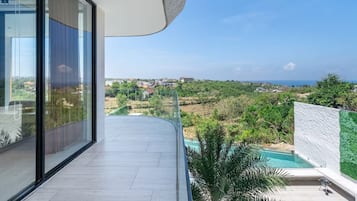 Luxury Villa, 4 Bedrooms, Private Pool | Property grounds