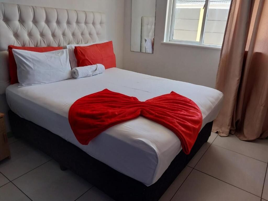 In-room safe, desk, laptop workspace, soundproofing