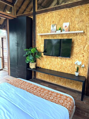 ลักซ์ชัวรี่วิลล่า, 2 ห้องนอน, ระเบียง, วิวทะเล | โต๊ะทำงาน, Wi-Fi ฟรี