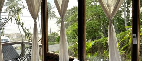 Luxury Villa, 2 Bedrooms, Balcony, Sea View | Desk, free WiFi