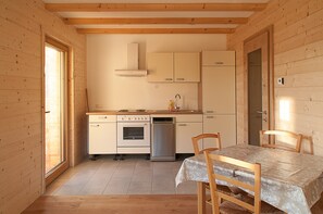Réfrigérateur, four, plaque de cuisson, lave-vaisselle