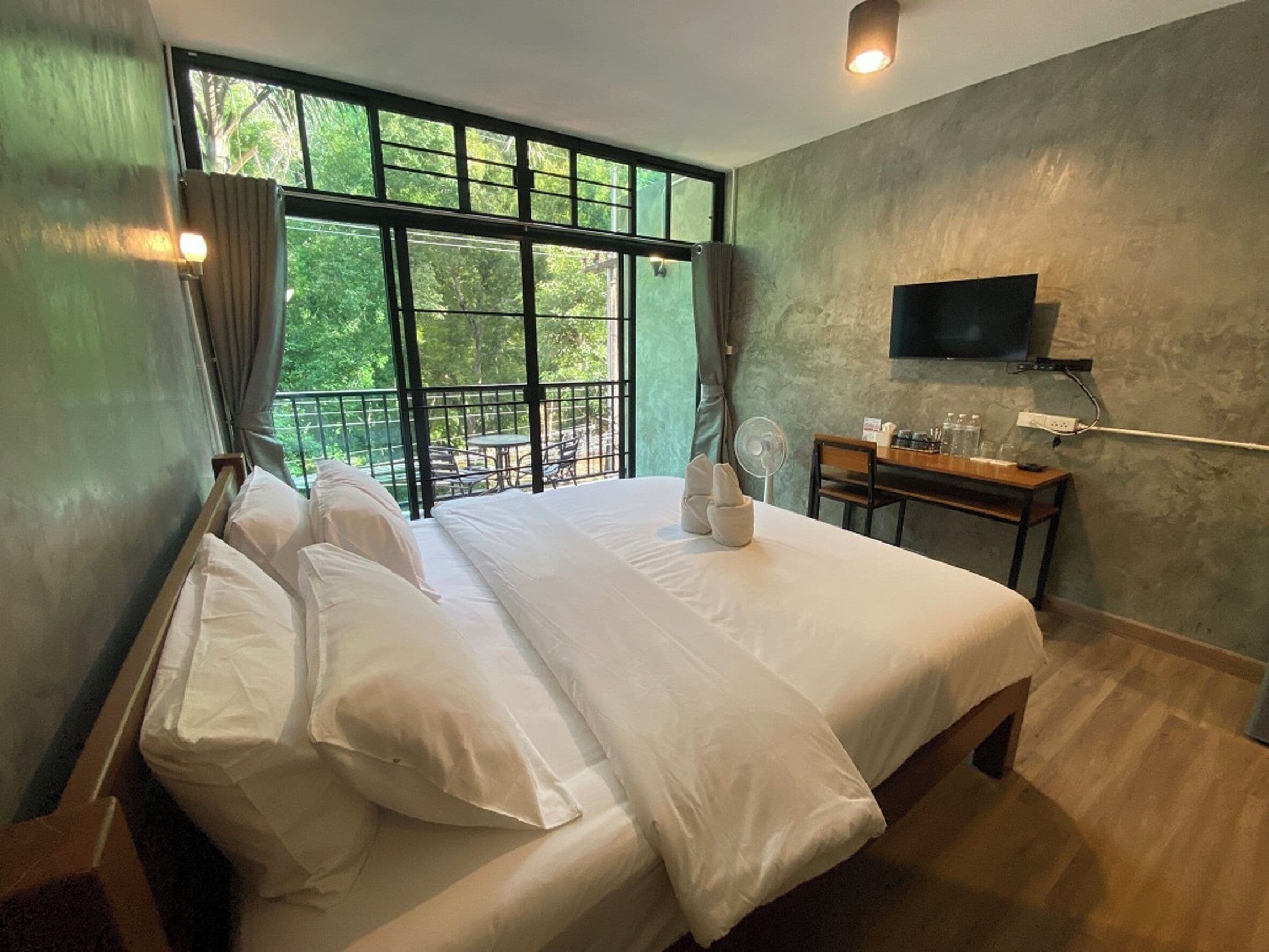 ห้องสแตนดาร์ดซิงเกิล, วิวภูเขา | โต๊ะทำงาน, พื้นที่ทำงานแบบใช้แล็ปท็อป, Wi-Fi ฟรี