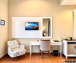 Deluxe Double Room, Balcony | Interior - The Boone resort (Doi Saket)