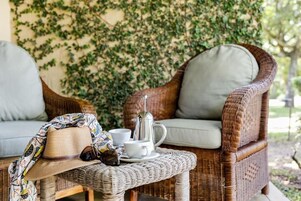 Habitación Deluxe con 2 camas individuales | Jardines del alojamiento