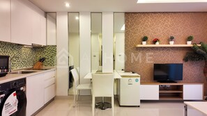 Private kitchen - AMAZON RESIDENCE B4-620 (Pattaya City)