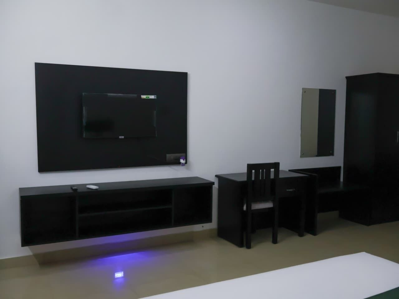 Basic Double Room | Interior