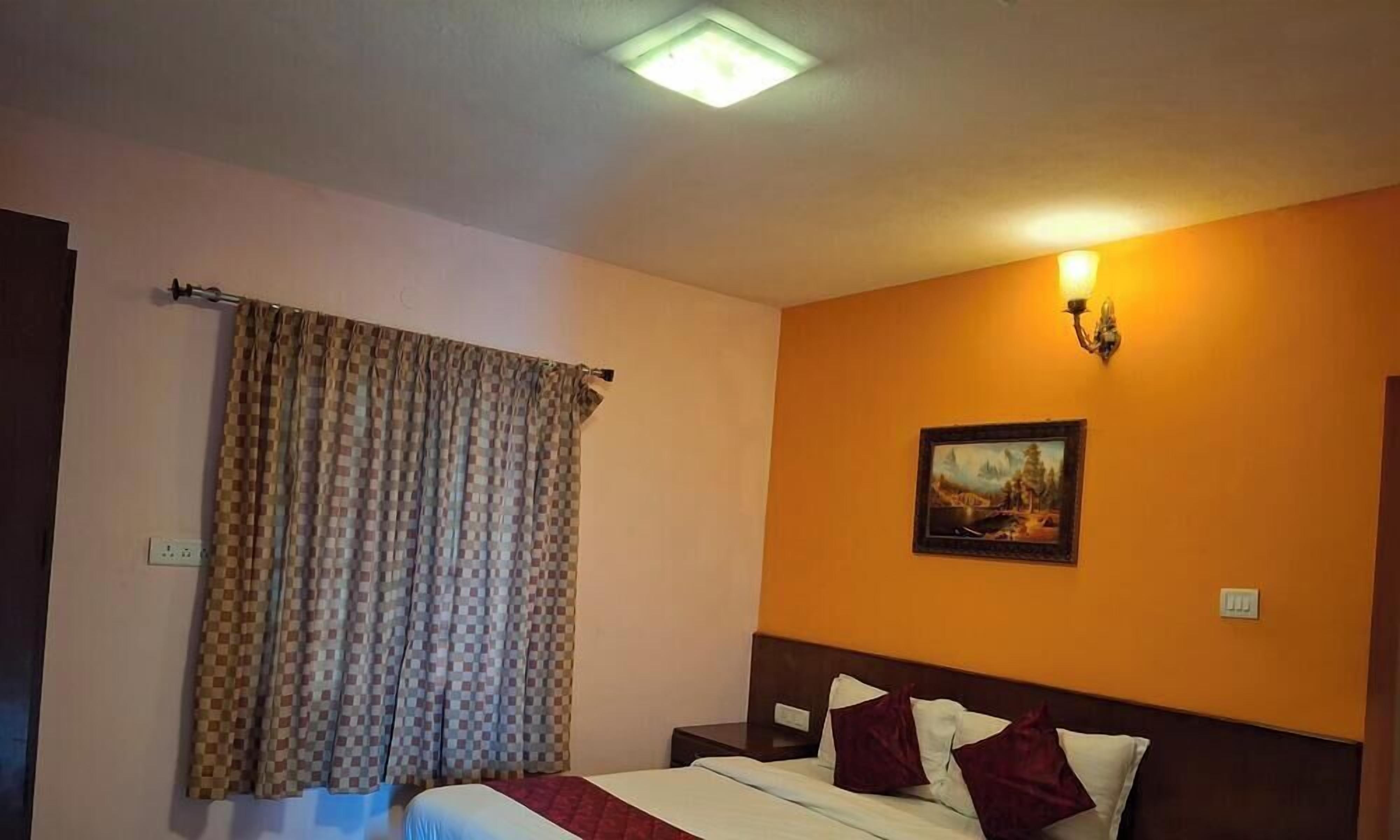 Deluxe Room, Valley View | Desk, WiFi (free)