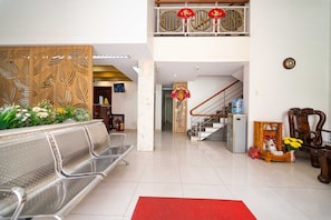 Lobby - Collection O Dinh Dinh 2 - Near T3 (Tan Son Nhat, Ho Chi Minh, Ho-Chi-Minh)
