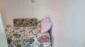 Room - Charming 2-Bedroom Apartment in Vibrant Agouza, Egypt (Agouza)