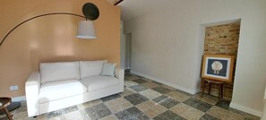 Suite, patio, vistas al jardín | Zona de estar