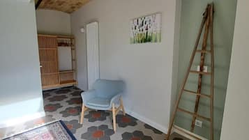 Dobbeltværelse - terrasse - udsigt til have | Interiør