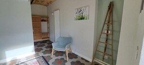 Habitación doble, patio, vistas al jardín | Interior