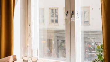 Apartment, 1 Queen Bed, City View | View from room