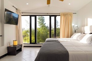Iron/ironing board, Internet - Poblado10Br 6min2 parkllera pool jacuzzi EventsOK (Medellín)