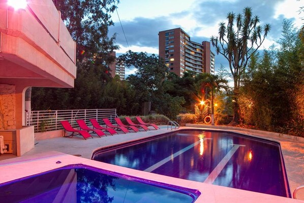 Pool - Poblado10Br 6min2 parkllera pool jacuzzi EventsOK (Medellín)