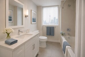 Bathroom - Asteron Urban Stay (Toronto)