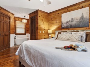 3 Schlafzimmer, kostenloses WLAN, Bettwäsche, Rollstuhlgeeignet