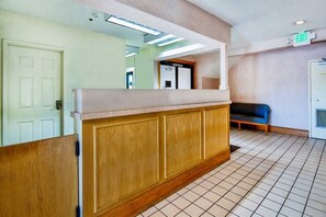 Lobby - 2 Queen Beds|Nsmk,Micfridge (Jeffersonville)