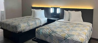 2 Full Beds | Non-Smoking, Micfridge