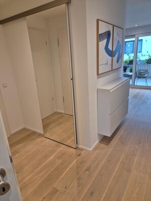 Interior - Fewo Bodensee Base – Modern, Comfortable & Well-Maintained (Rielasingen-Worblingen)
