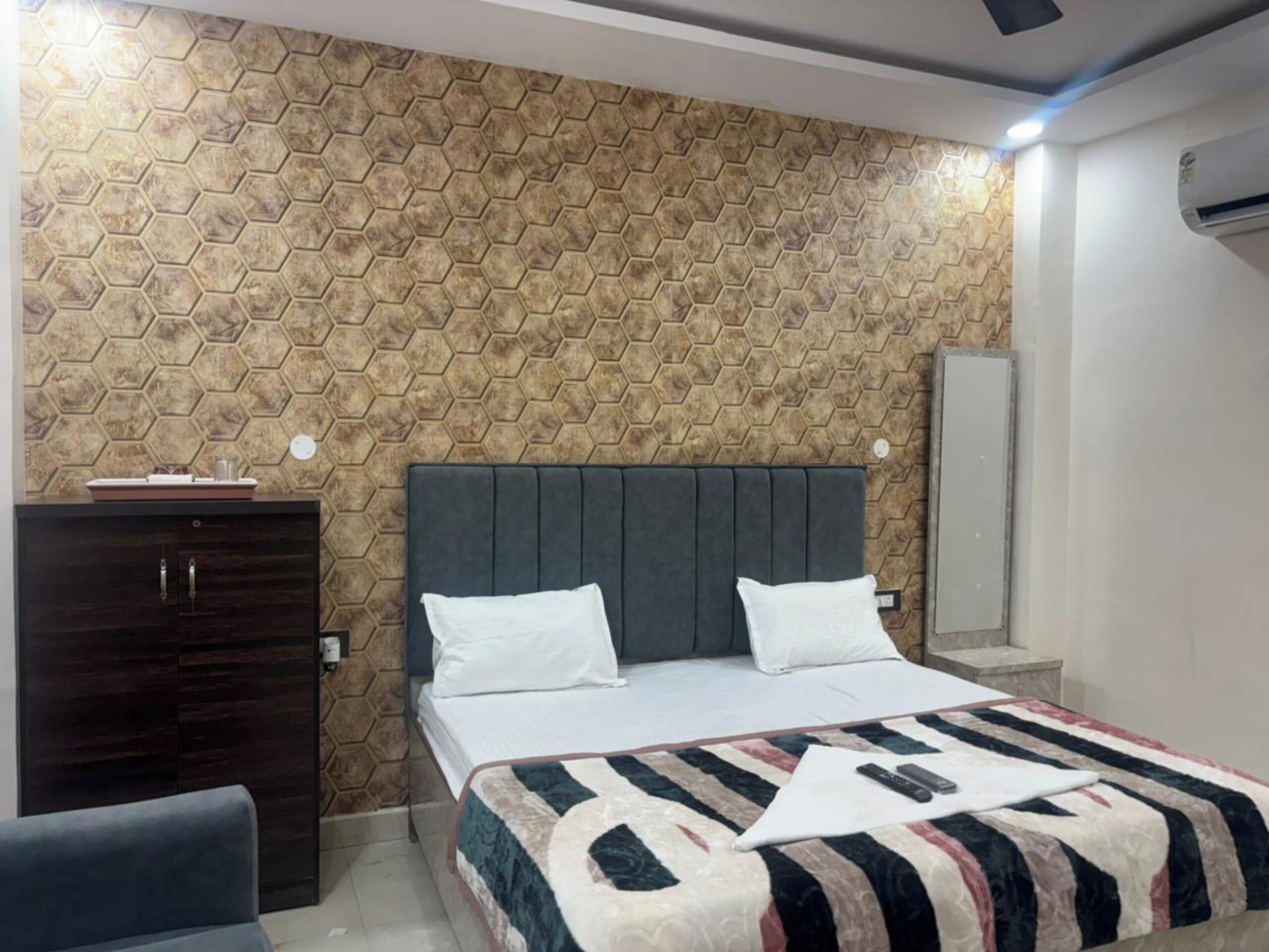Kamar Khas, pemandangan kota | Meja kerja, ruang kerja ramah laptop, dan Wi-Fi gratis
