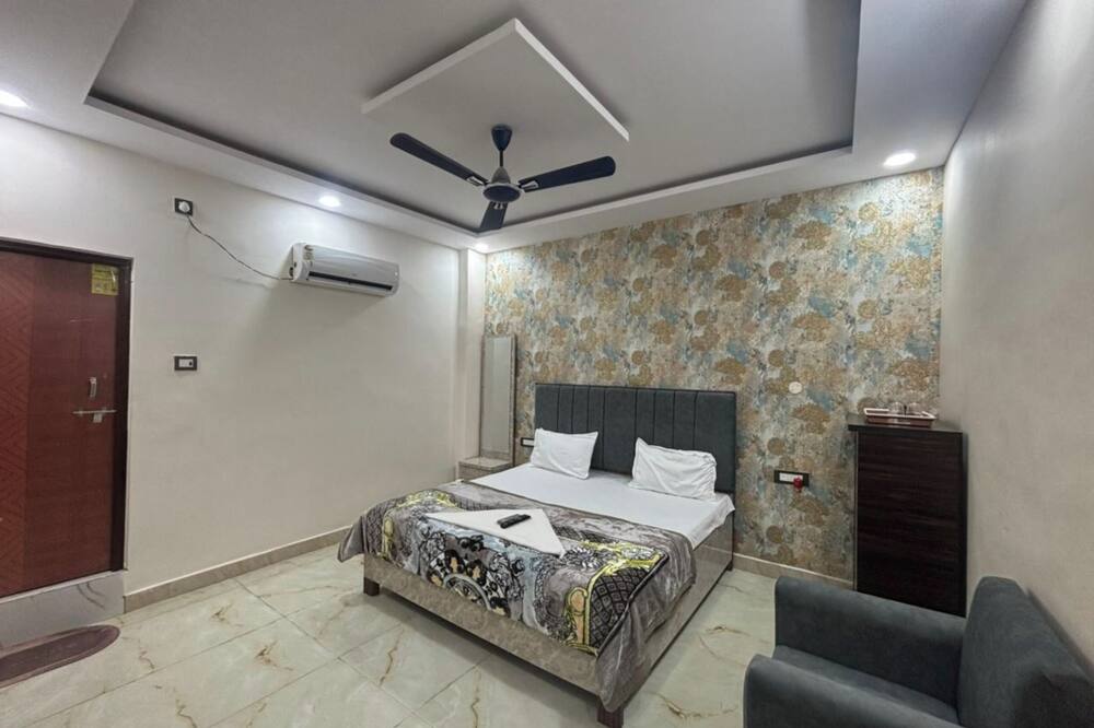 Manjeet Hotel & Restaurant - Ballia - Majhi Rd