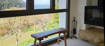 La Casina Blanca – A Cozy Retreat by the Asturian Coast