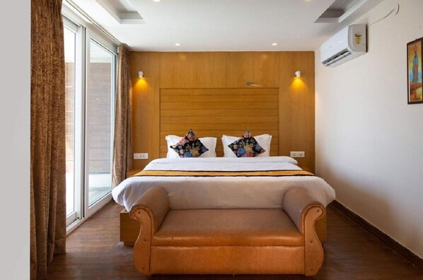 Premium Studio | Free WiFi - Hotel Beechwood by Avira (Mussoorie)