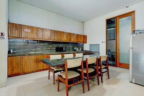 Private kitchen - Modern Deluxe Double in Cirebon (Cirebon)